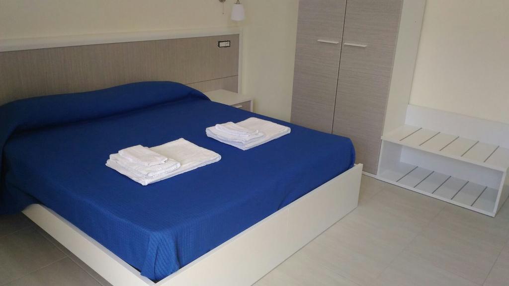 Il Girasole Formia Guesthouse Rooms Bagian luar foto