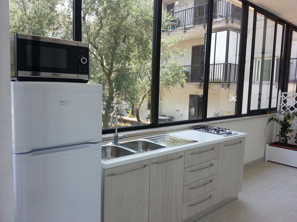 Il Girasole Formia Guesthouse Rooms Bagian luar foto